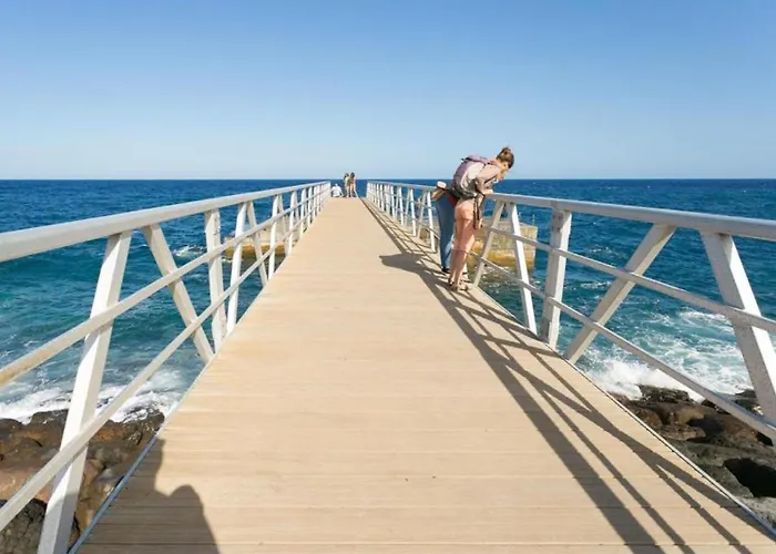 Live Alsaca Con Balcon Y Vista Al Mar شقة كانديلاريا