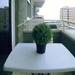Live Alsaca Con Balcon Y Vista Al Mar * كانديلاريا